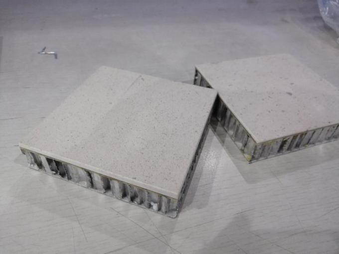 Kamienie kompozytowe ISO Granite Stone 20 mm o strukturze plastra miodu